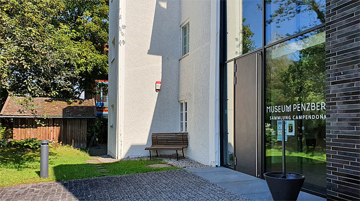 Ausstellung "Rasenglück - die Erfindung des Elfemeterschießens" im Museum Penzberg