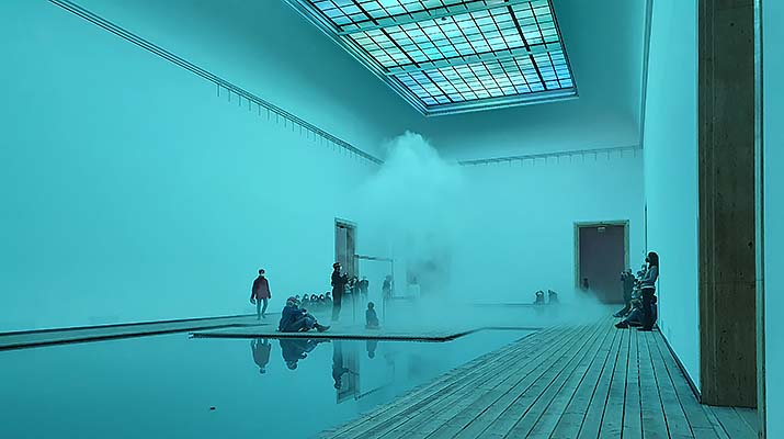 Nebelskulpturen von Fujiko Nakaya im Haus der Kunst in München