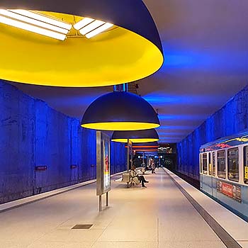Kunst im öffentliche Raum von München: U-Bahnhof Westfriedhof