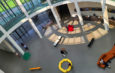 Stühle und Sitzmöbel im Rahmen der Ausstellung Social Seating in der Rotunde der Pinakothek der Moderne