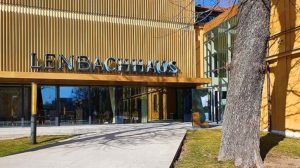 Ausstellung von Rosemarie Trockel und Thea Djordjadze in der Städtischen Galerie im Lenbachhaus und Kunstbau München