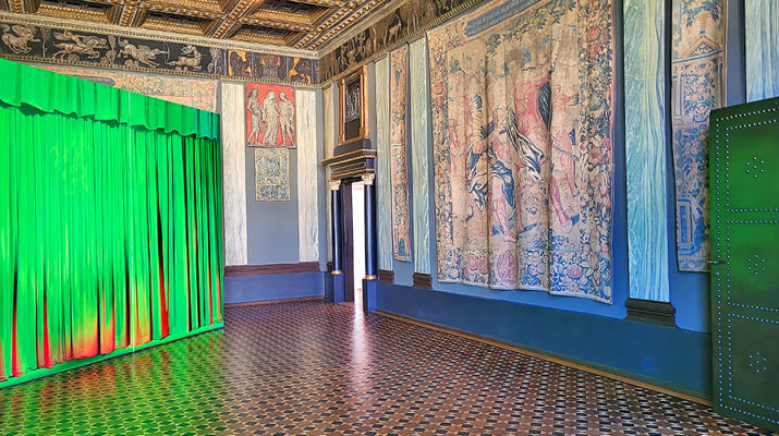 Ausstellungsansicht der Ausstellung Louise Giovanelli - A Song of Ascents im Museum Villa Stuck in München