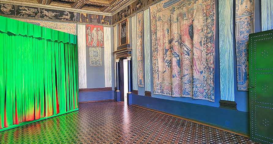 Ausstellungsansicht der Ausstellung Louise Giovanelli - A Song of Ascents im Museum Villa Stuck in München