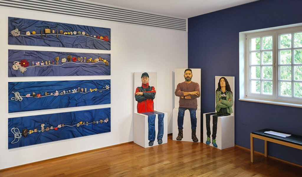 Ausstellung "Zehn Leben - Delschad Numan Khorschid und Jan-Hendrik Pelz" im Museum Villa Stuck in München